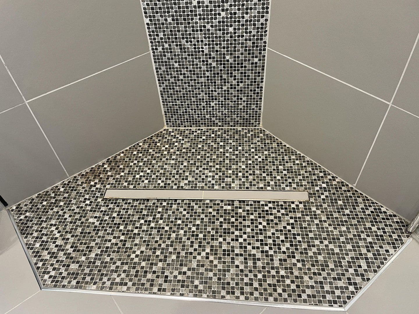 Pronájem bytu 5+1 120 m², Hauptstraße 50a, Hage, Dolní Sasko Pronájem bytu 5+1 120 m², Hauptstraße 50a, Hage, Dolní Sasko