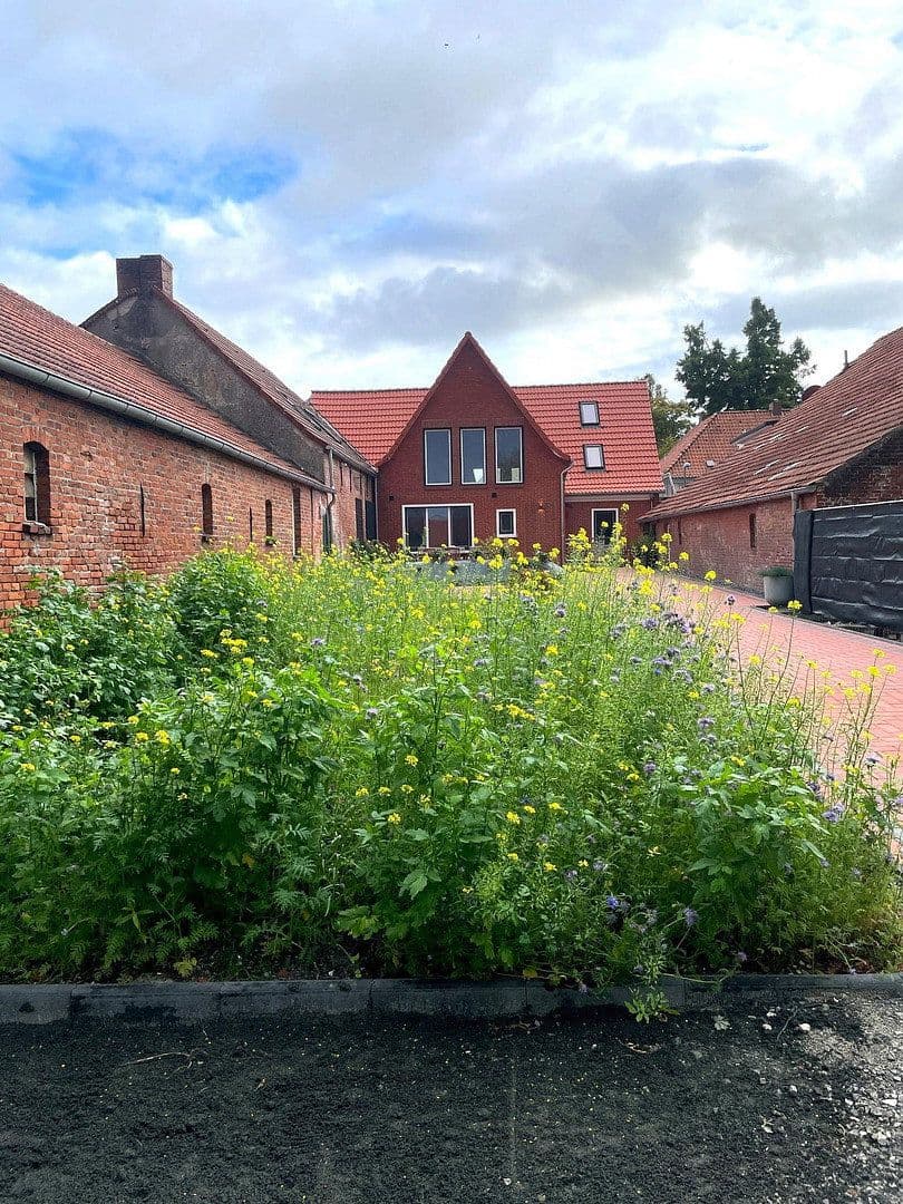 Pronájem bytu 5+1 120 m², Hauptstraße 50a, Hage, Dolní Sasko Pronájem bytu 5+1 120 m², Hauptstraße 50a, Hage, Dolní Sasko