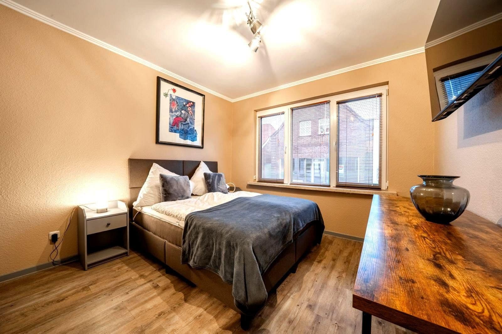 Pronájem bytu 5+1 120 m², Hauptstraße 50a, Hage, Dolní Sasko Pronájem bytu 5+1 120 m², Hauptstraße 50a, Hage, Dolní Sasko