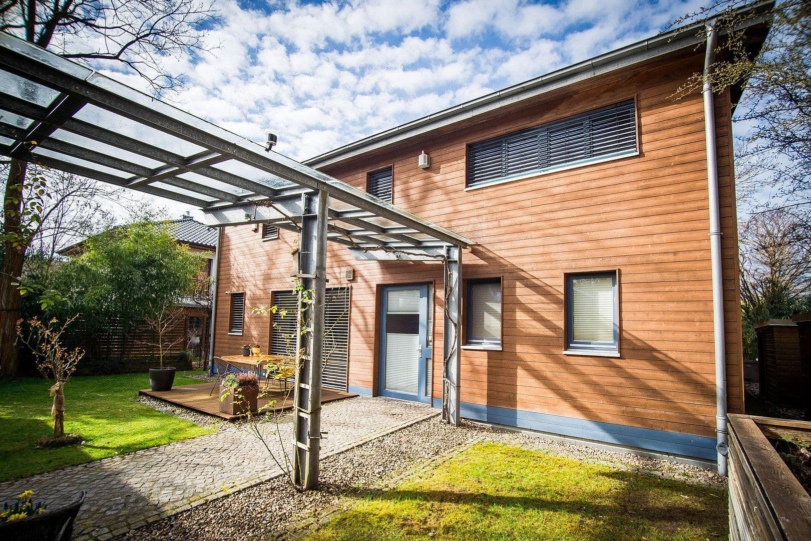 Prodej domu 200 m², pozemek 1.134 m², Falkensee, Braniborsko Prodej domu 200 m², pozemek 1.134 m², Falkensee, Braniborsko