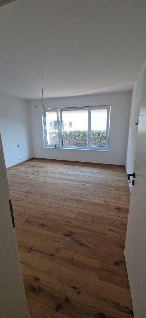 Prodej domu 170 m², pozemek 589 m², Gerlingen, Bádensko-Württembersko Prodej domu 170 m², pozemek 589 m², Gerlingen, Bádensko-Württembersko