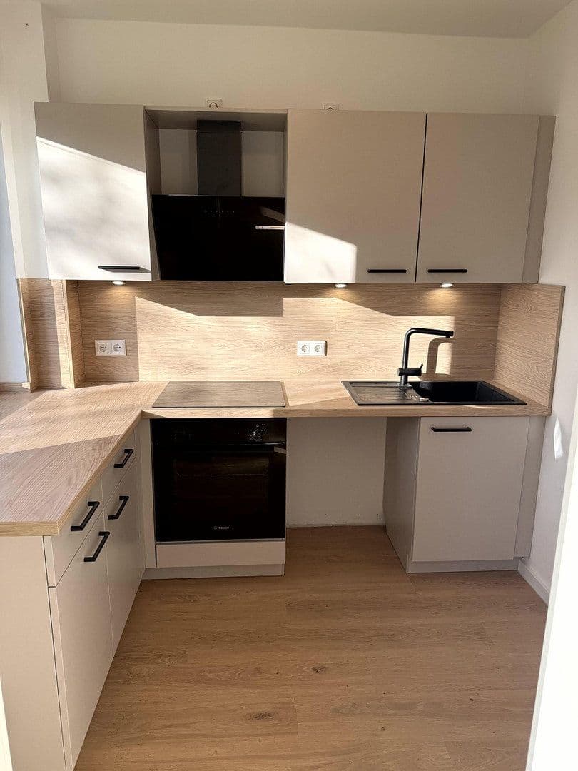 Pronájem bytu 1+1 35 m², Kalkbrennerstr. 50, Lübeck, Šlesvicko-Holštýnsko Pronájem bytu 1+1 35 m², Kalkbrennerstr. 50, Lübeck, Šlesvicko-Holštýnsko