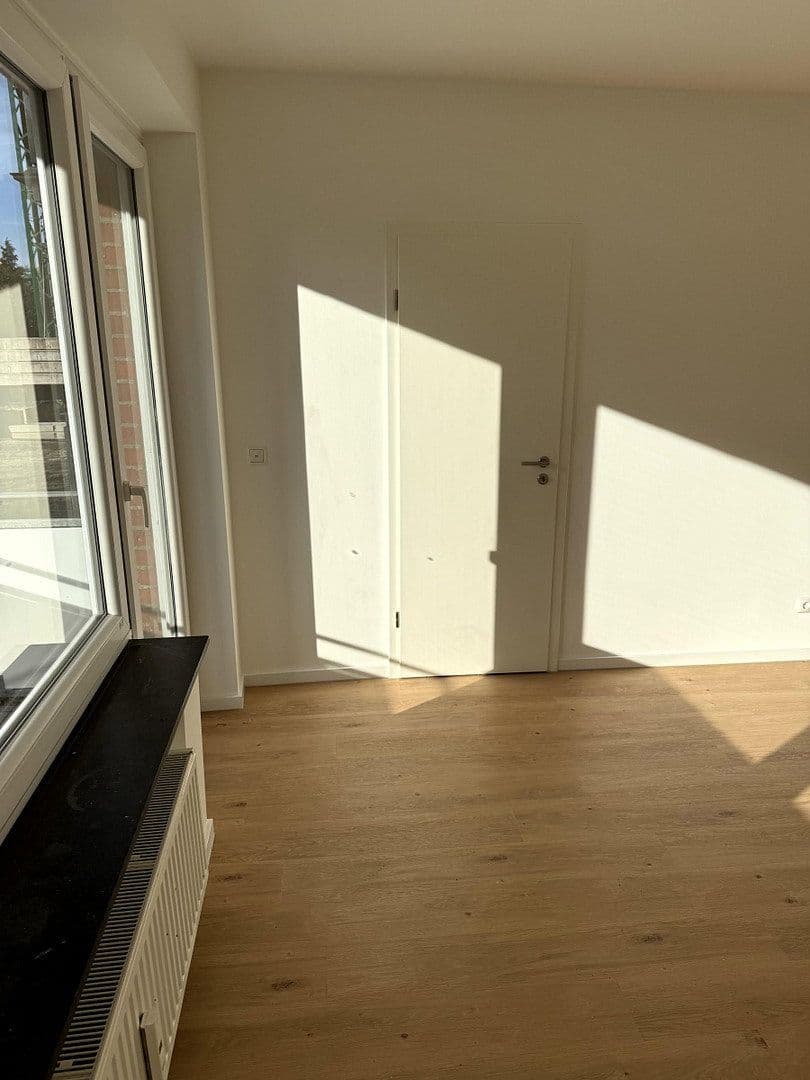 Pronájem bytu 1+1 35 m², Kalkbrennerstr. 50, Lübeck, Šlesvicko-Holštýnsko Pronájem bytu 1+1 35 m², Kalkbrennerstr. 50, Lübeck, Šlesvicko-Holštýnsko