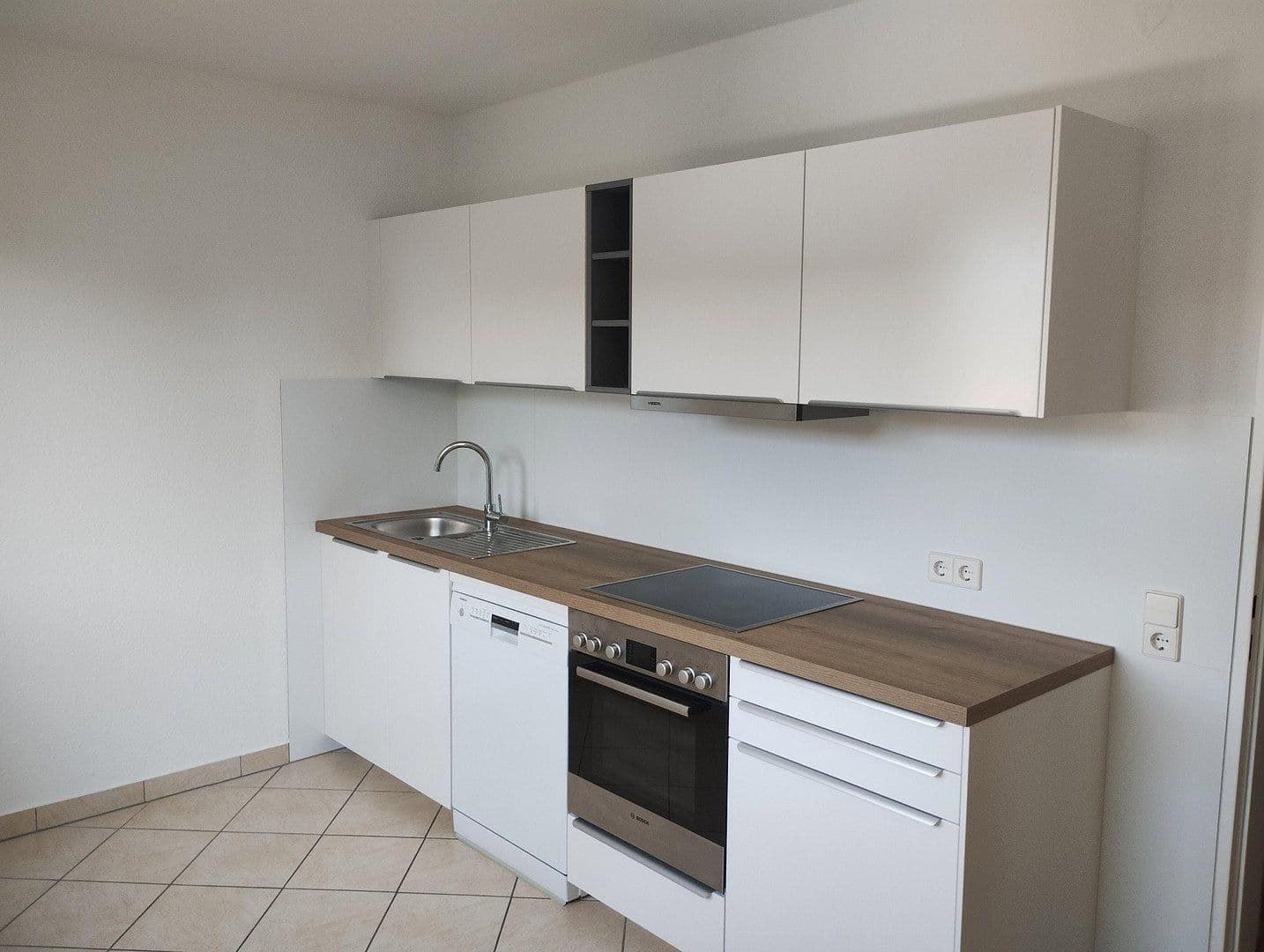 Pronájem bytu 2+1 66 m², Leimen, Bádensko-Württembersko Pronájem bytu 2+1 66 m², Leimen, Bádensko-Württembersko