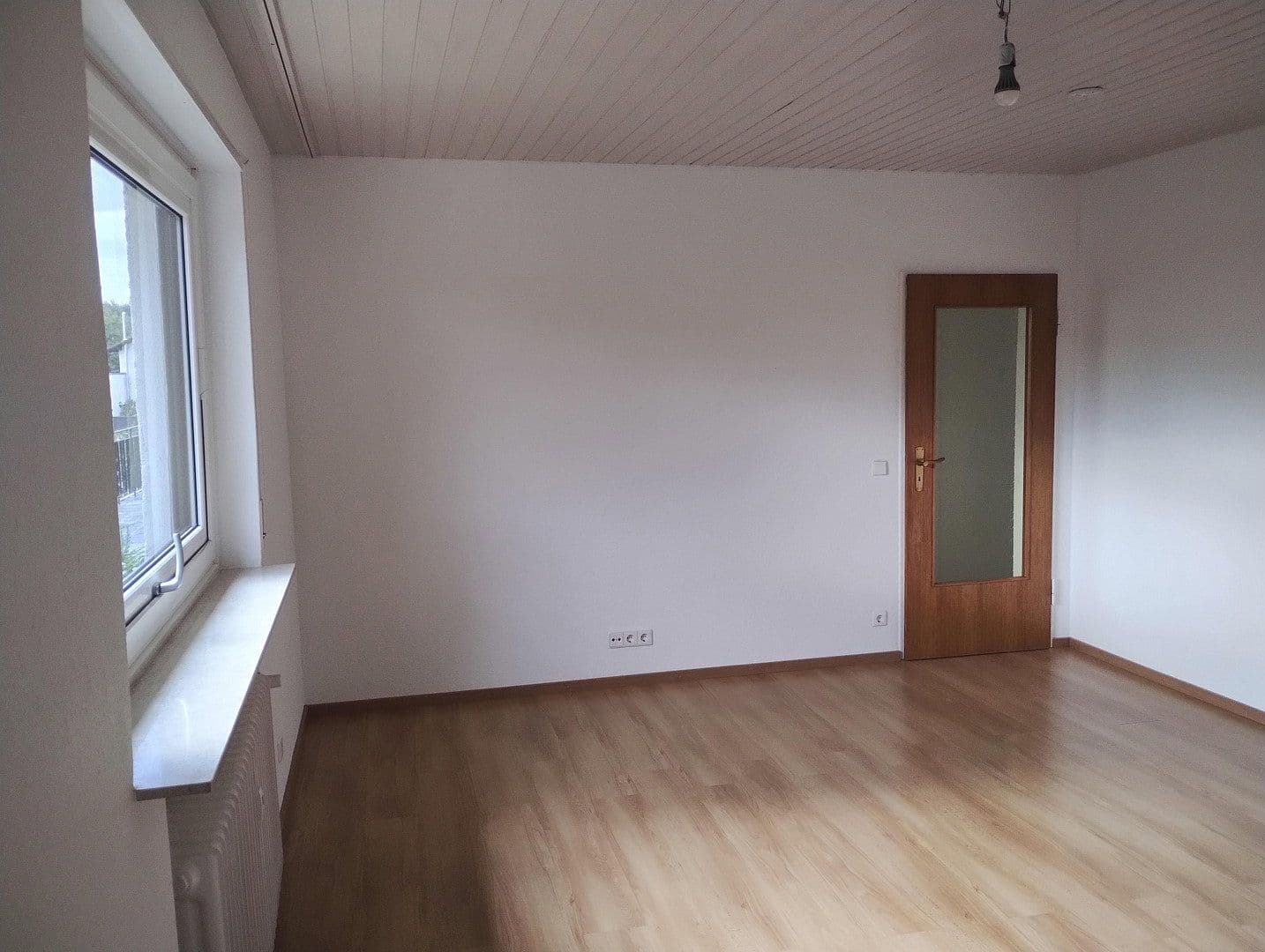 Pronájem bytu 2+1 66 m², Leimen, Bádensko-Württembersko Pronájem bytu 2+1 66 m², Leimen, Bádensko-Württembersko