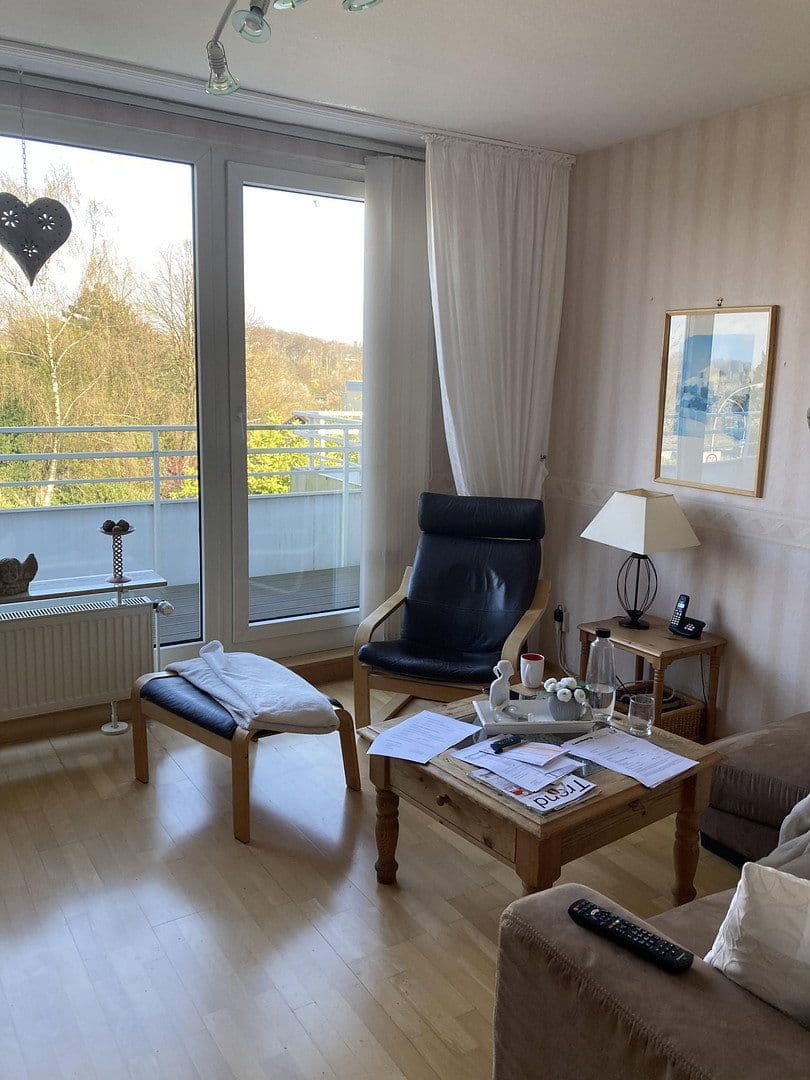 Pronájem bytu 4+1 114 m², Velbert, Severní Porýní-Vestfálsko Pronájem bytu 4+1 114 m², Velbert, Severní Porýní-Vestfálsko