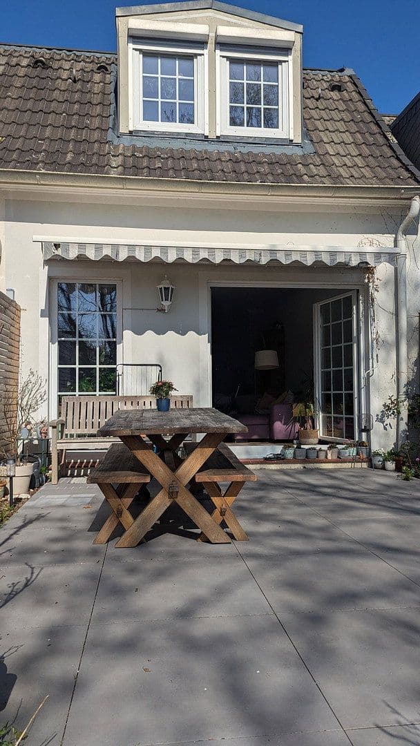 Prodej domu 127 m², pozemek 250 m², Hamburg, Hamburg Prodej domu 127 m², pozemek 250 m², Hamburg, Hamburg