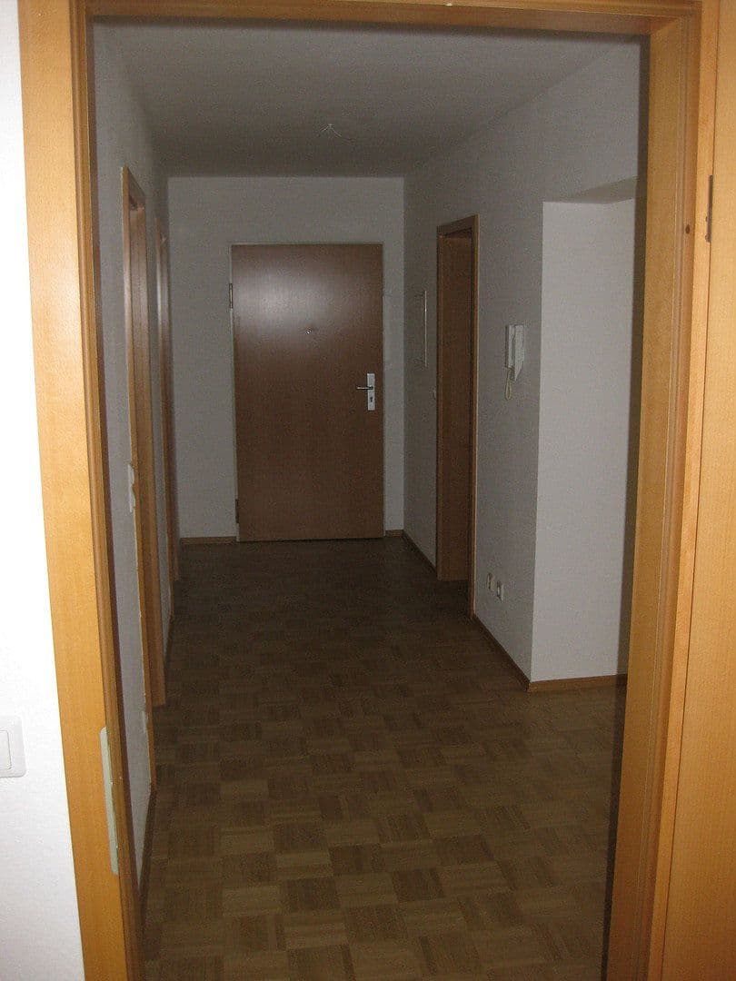 Pronájem bytu 3+kk 84 m², Marktplatz 12, Schwaikheim, Bádensko-Württembersko Pronájem bytu 3+kk 84 m², Marktplatz 12, Schwaikheim, Bádensko-Württembersko