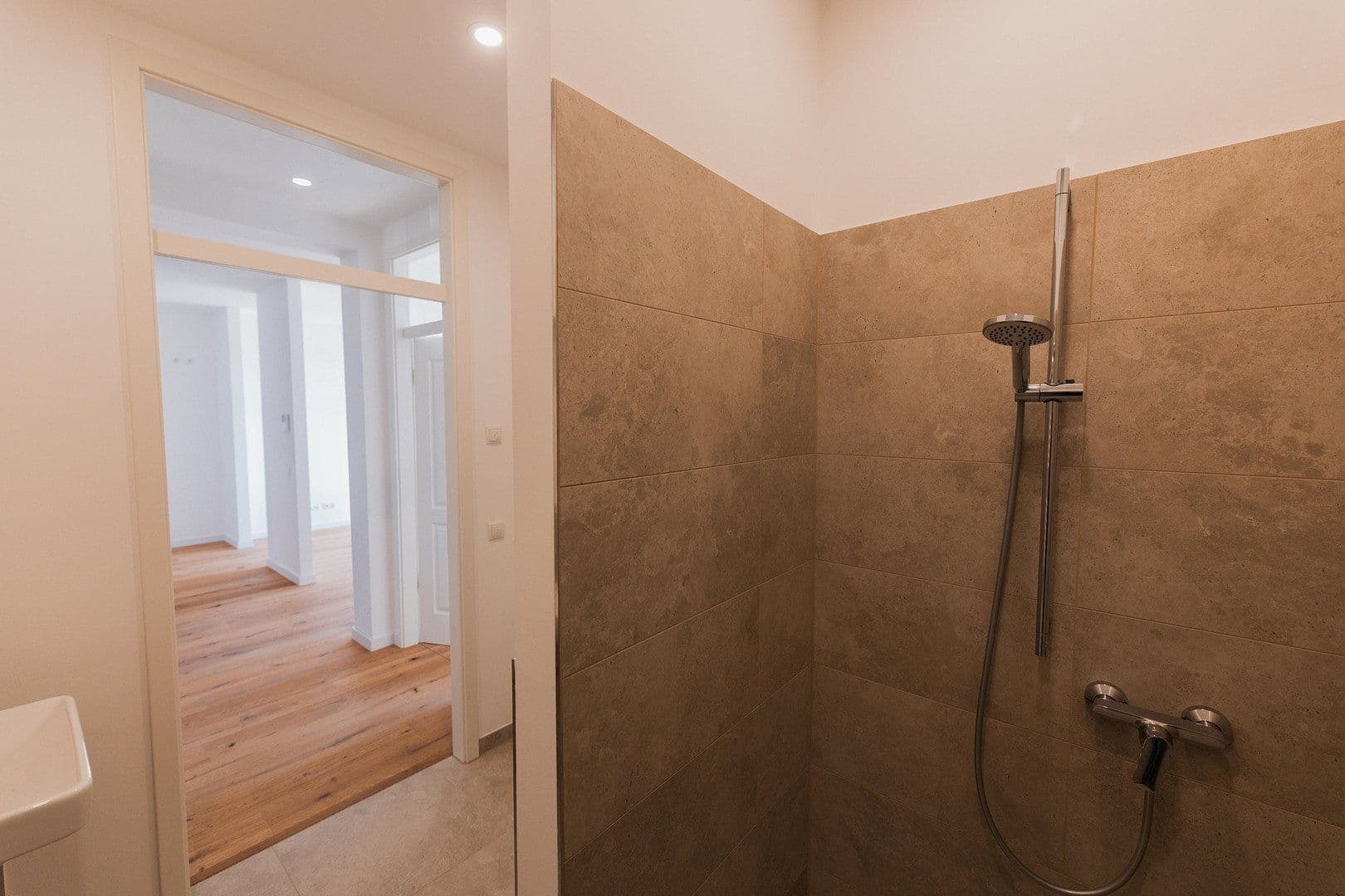 Pronájem bytu 2+1 42 m², Budenbergstraße 9, Magdeburg, Sasko-Anhaltsko Pronájem bytu 2+1 42 m², Budenbergstraße 9, Magdeburg, Sasko-Anhaltsko