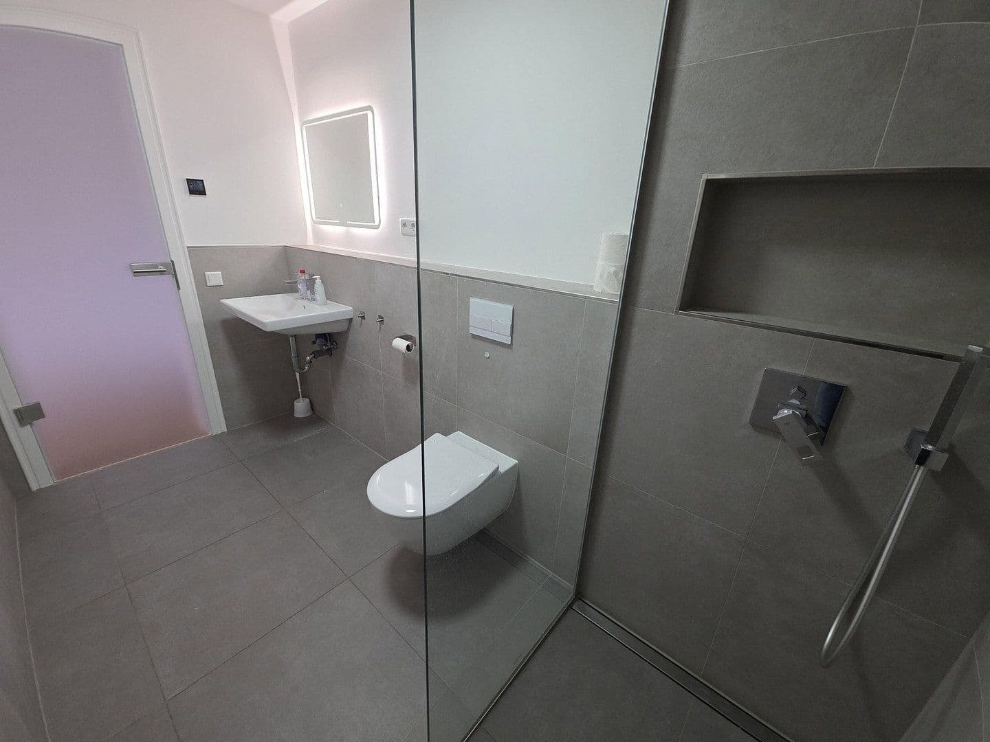 Pronájem bytu 3+1 107 m², Hilden, Severní Porýní-Vestfálsko Pronájem bytu 3+1 107 m², Hilden, Severní Porýní-Vestfálsko