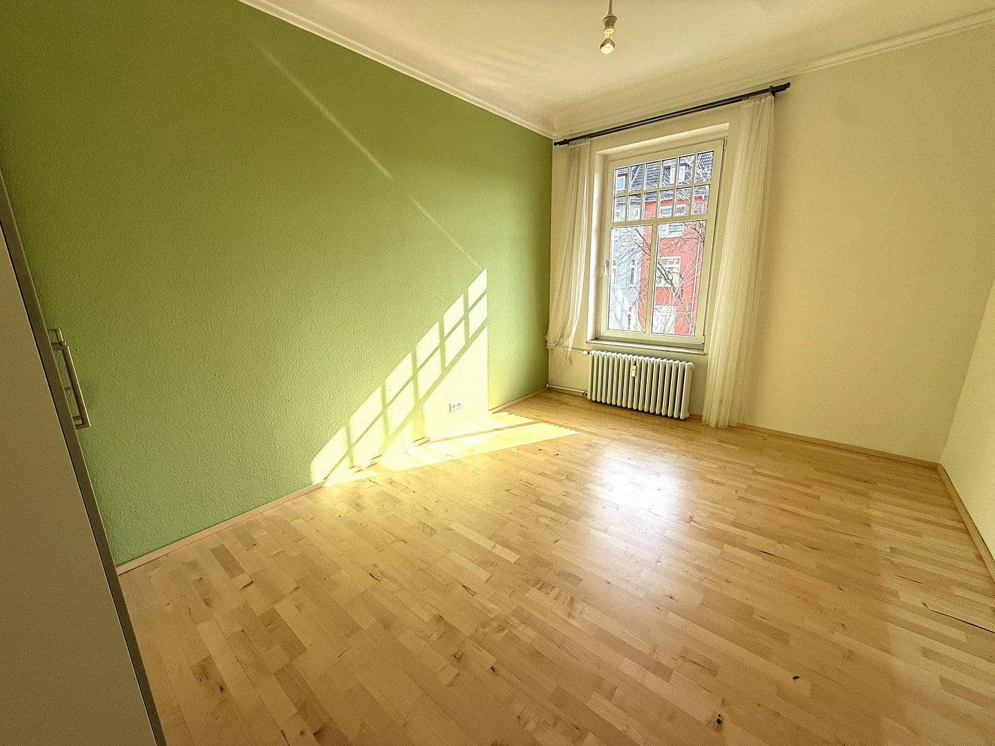 Pronájem bytu 3+1 92 m², Katharinenstr. 35, Hildesheim, Dolní Sasko Pronájem bytu 3+1 92 m², Katharinenstr. 35, Hildesheim, Dolní Sasko