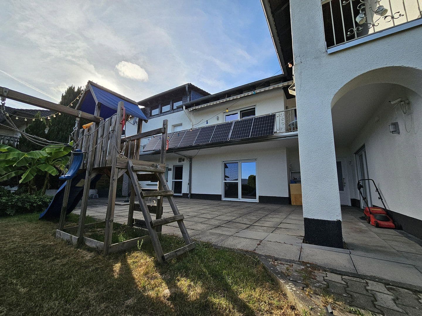 Pronájem domu 310 m², pozemek 673 m², Feldstraße 3, Bad Soden-Salmünster, Hessen Pronájem domu 310 m², pozemek 673 m², Feldstraße 3, Bad Soden-Salmünster, Hessen