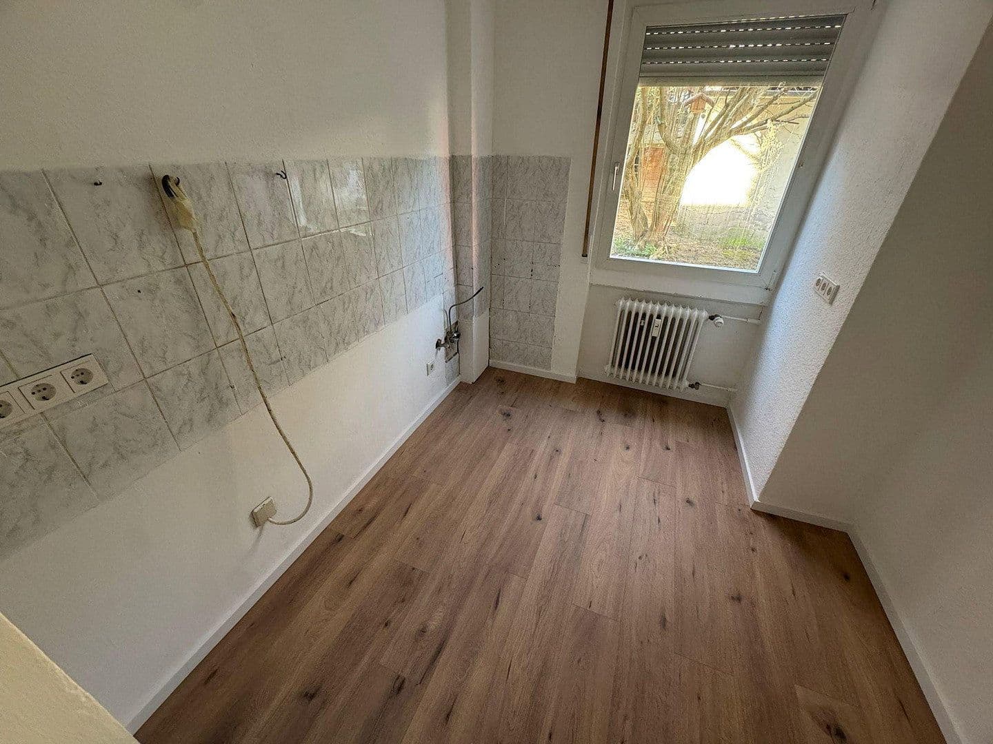 Pronájem bytu 3+1 70 m², Neuwieserweg 2, Schweppenhausen, Porýní-Falc Pronájem bytu 3+1 70 m², Neuwieserweg 2, Schweppenhausen, Porýní-Falc