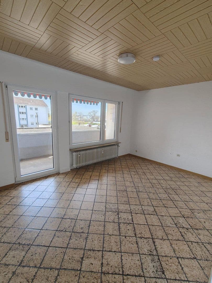 Pronájem bytu 4+1 121 m², Berliner Platz 8, Sindelfingen, Bádensko-Württembersko Pronájem bytu 4+1 121 m², Berliner Platz 8, Sindelfingen, Bádensko-Württembersko