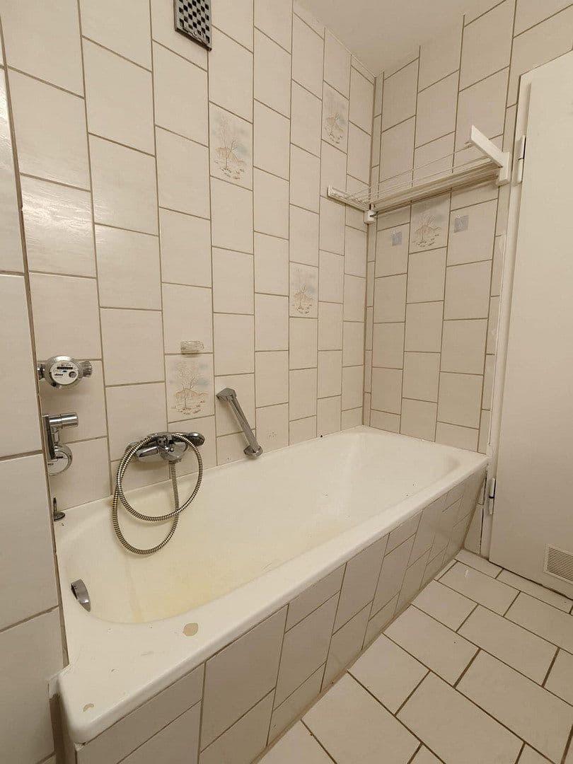 Pronájem bytu 4+1 121 m², Berliner Platz 8, Sindelfingen, Bádensko-Württembersko Pronájem bytu 4+1 121 m², Berliner Platz 8, Sindelfingen, Bádensko-Württembersko