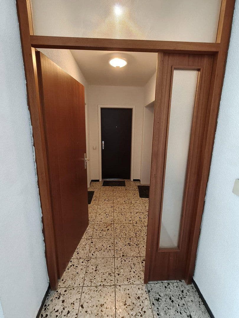 Pronájem bytu 4+1 121 m², Berliner Platz 8, Sindelfingen, Bádensko-Württembersko Pronájem bytu 4+1 121 m², Berliner Platz 8, Sindelfingen, Bádensko-Württembersko