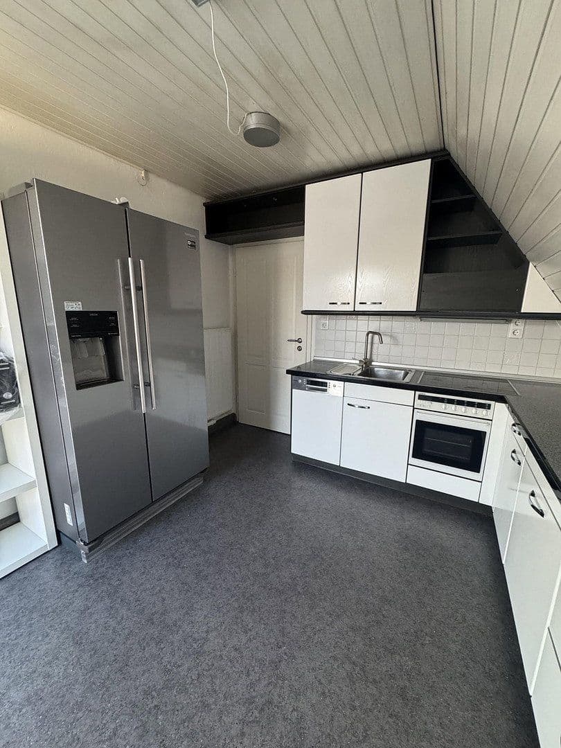 Pronájem bytu 3+1 98 m², Merianstraße 17, Maisach, Bavorsko Pronájem bytu 3+1 98 m², Merianstraße 17, Maisach, Bavorsko