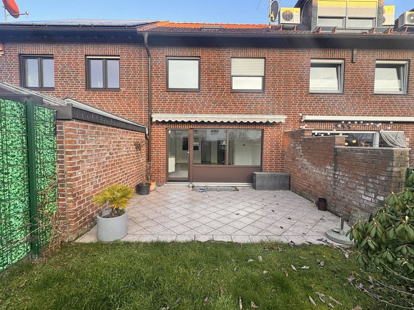 Prodej domu 127 m², pozemek 189 m², Düsseldorf, Severní Porýní-Vestfálsko Prodej domu 127 m², pozemek 189 m², Düsseldorf, Severní Porýní-Vestfálsko