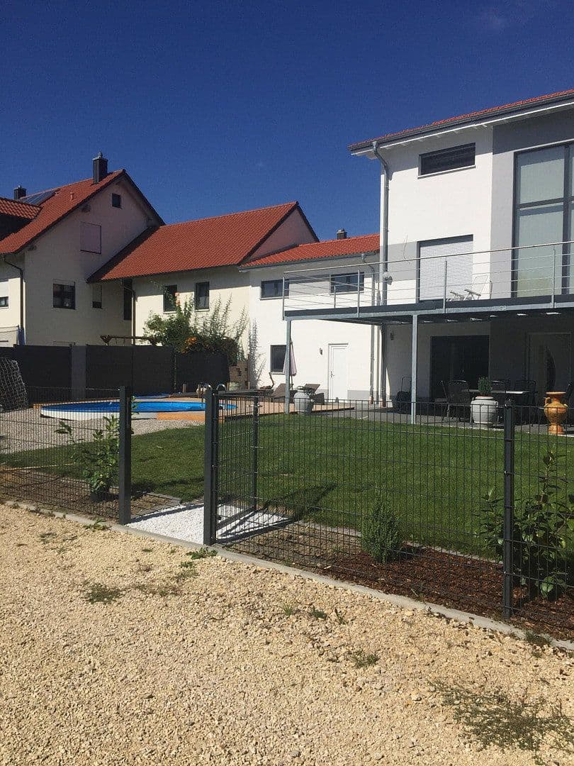 Prodej domu 230 m², pozemek 665 m², Unterhausen, Bavorsko Prodej domu 230 m², pozemek 665 m², Unterhausen, Bavorsko