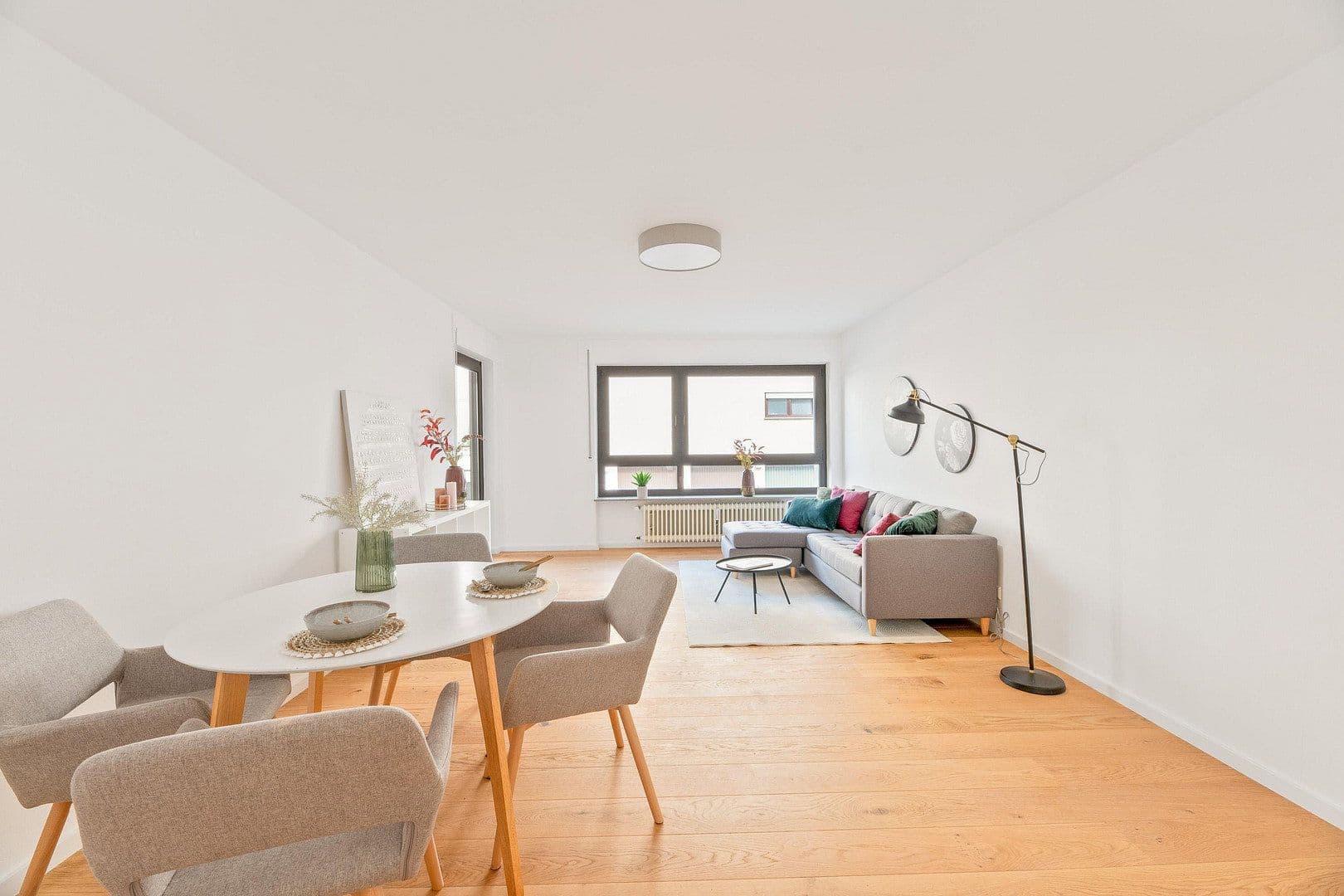 Prodej bytu 3+1 82 m², Kornwestheimer Straße 215, Korntal-Münchingen, Bádensko-Württembersko Prodej bytu 3+1 82 m², Kornwestheimer Straße 215, Korntal-Münchingen, Bádensko-Württembersko