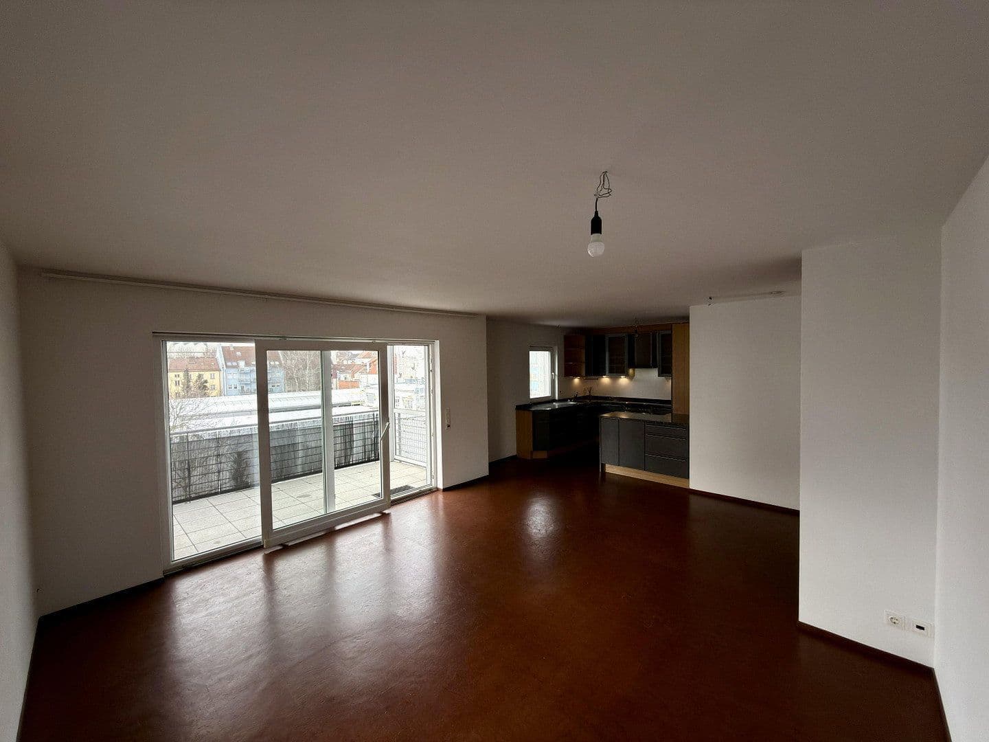 Prodej bytu 3+1 76 m², Fichtestr. 13, Nürnberg, Bavorsko Prodej bytu 3+1 76 m², Fichtestr. 13, Nürnberg, Bavorsko