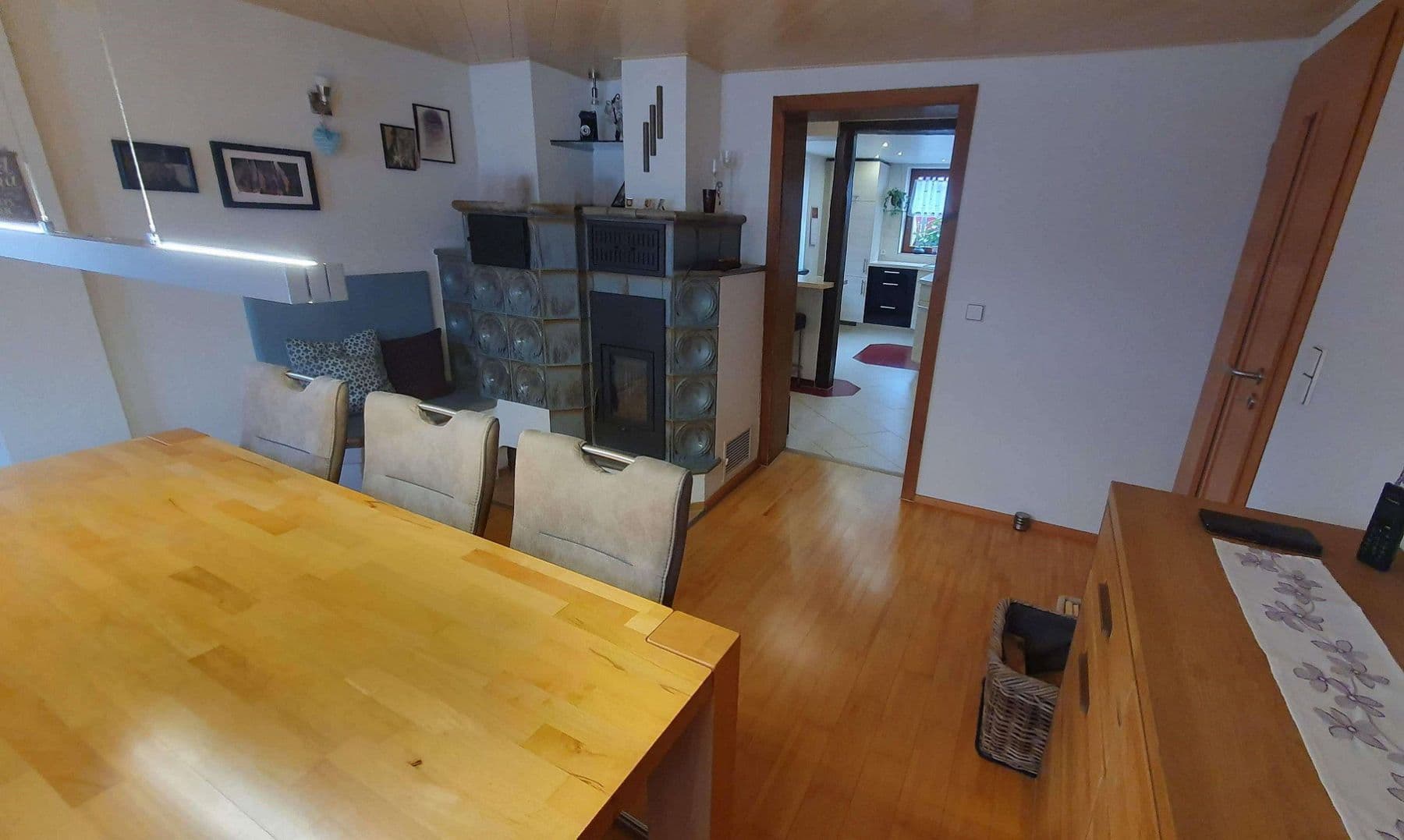 Pronájem bytu 5+1 145 m², Weinsberg, Bádensko-Württembersko Pronájem bytu 5+1 145 m², Weinsberg, Bádensko-Württembersko