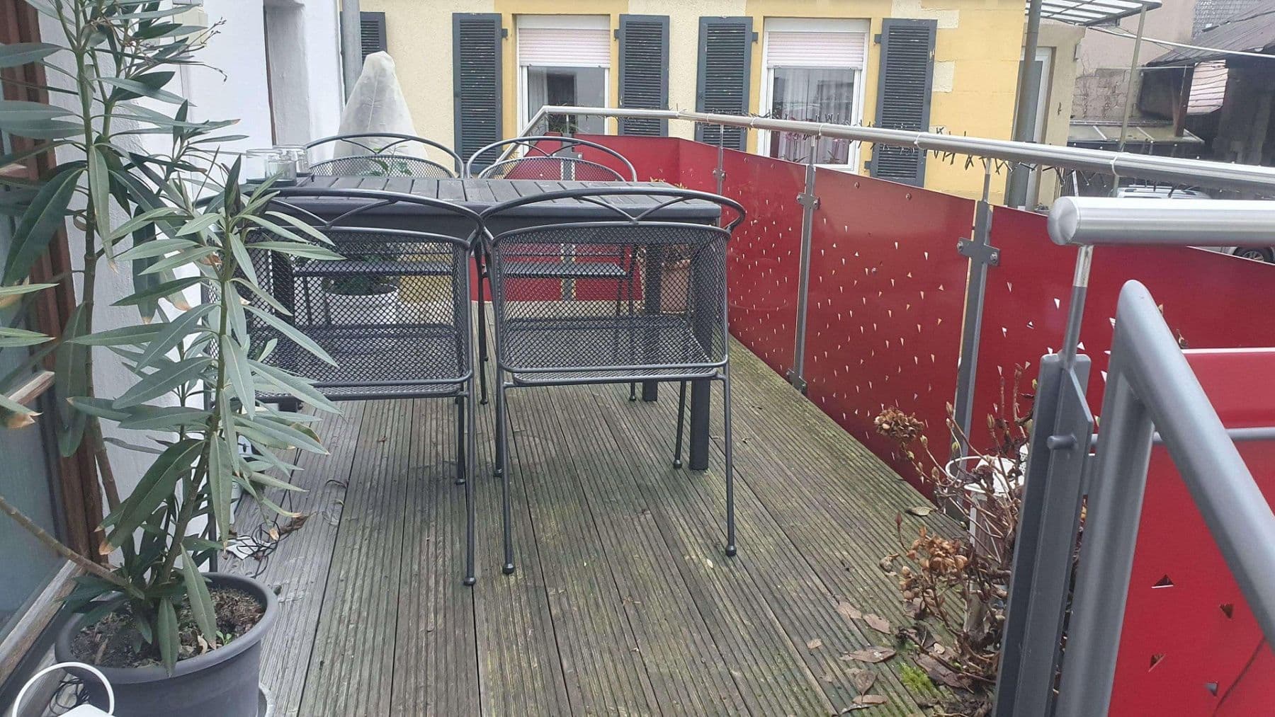 Pronájem bytu 5+1 145 m², Weinsberg, Bádensko-Württembersko Pronájem bytu 5+1 145 m², Weinsberg, Bádensko-Württembersko