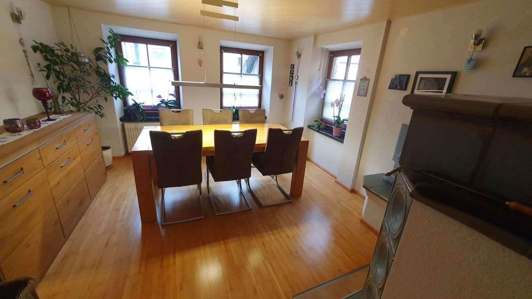 Pronájem bytu 5+1 145 m², Weinsberg, Bádensko-Württembersko Pronájem bytu 5+1 145 m², Weinsberg, Bádensko-Württembersko