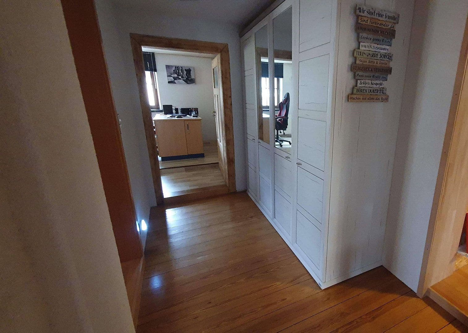 Pronájem bytu 5+1 145 m², Weinsberg, Bádensko-Württembersko Pronájem bytu 5+1 145 m², Weinsberg, Bádensko-Württembersko