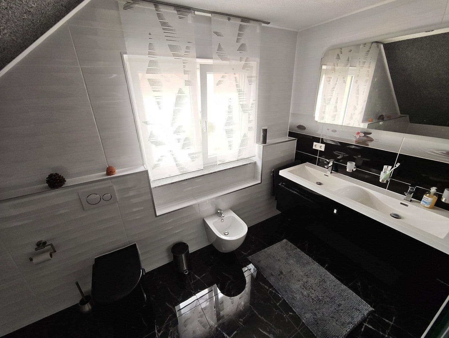 Prodej domu 133 m², pozemek 459 m², Eppingen, Bádensko-Württembersko Prodej domu 133 m², pozemek 459 m², Eppingen, Bádensko-Württembersko