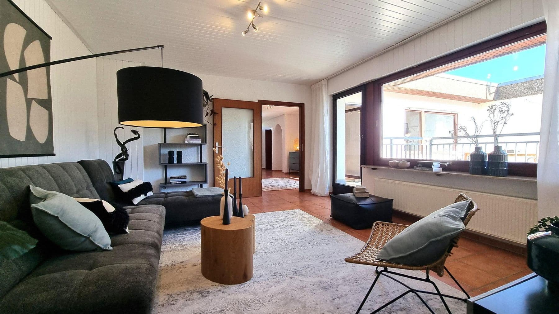 Prodej domu 207 m², pozemek 304 m², Ulmenweg 1/1, Mühlacker, Bádensko-Württembersko Prodej domu 207 m², pozemek 304 m², Ulmenweg 1/1, Mühlacker, Bádensko-Württembersko