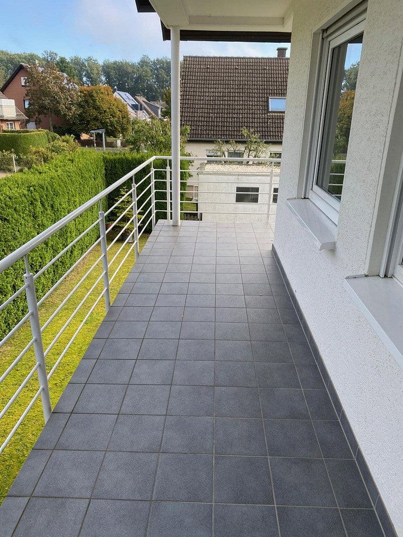 Pronájem bytu 1+1 20 m², Pfarrer-Dr.-Hoffmann-Str. 14, Wachtberg, Severní Porýní-Vestfálsko Pronájem bytu 1+1 20 m², Pfarrer-Dr.-Hoffmann-Str. 14, Wachtberg, Severní Porýní-Vestfálsko