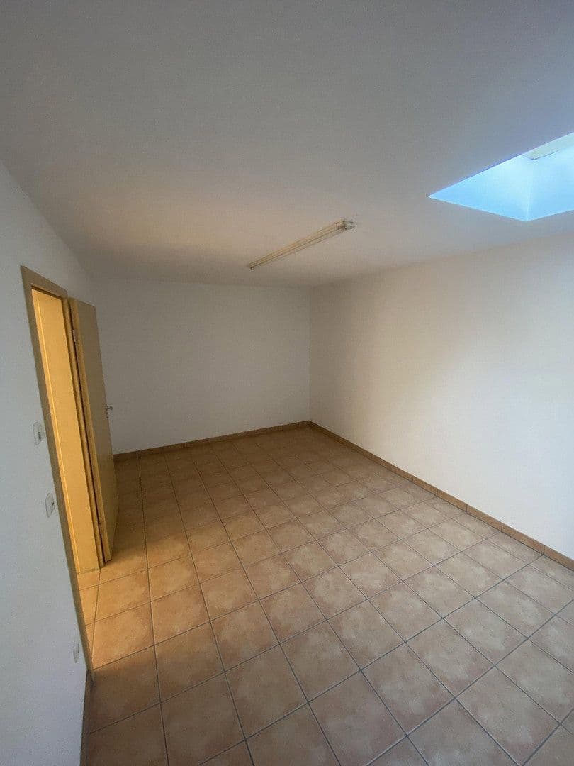 Pronájem kanceláře 115 m², Hauptstr.46, Greifenberg, Bavorsko Pronájem kanceláře 115 m², Hauptstr.46, Greifenberg, Bavorsko