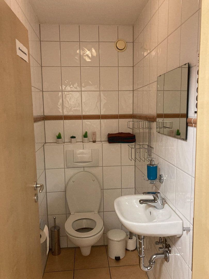 Pronájem kanceláře 115 m², Hauptstr.46, Greifenberg, Bavorsko Pronájem kanceláře 115 m², Hauptstr.46, Greifenberg, Bavorsko