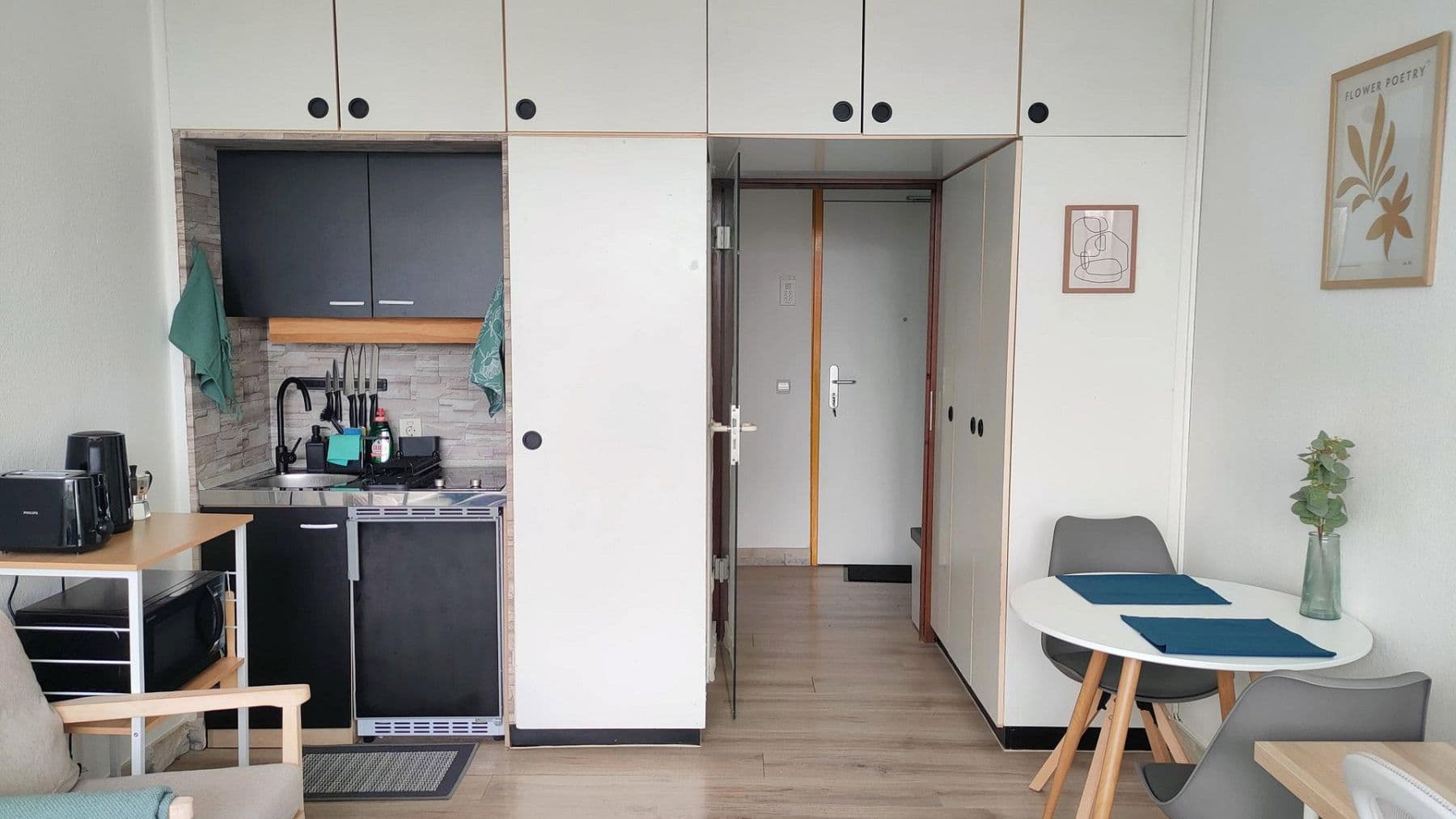 Pronájem bytu 1+1 25 m², Kreuzhofstr. 10, München, Bavorsko Pronájem bytu 1+1 25 m², Kreuzhofstr. 10, München, Bavorsko