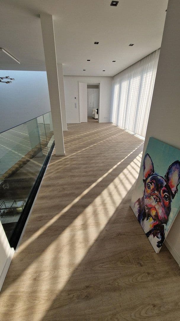 Prodej domu 255 m², pozemek 656 m², Residentstraße, Frankfurt, Hessen Prodej domu 255 m², pozemek 656 m², Residentstraße, Frankfurt, Hessen