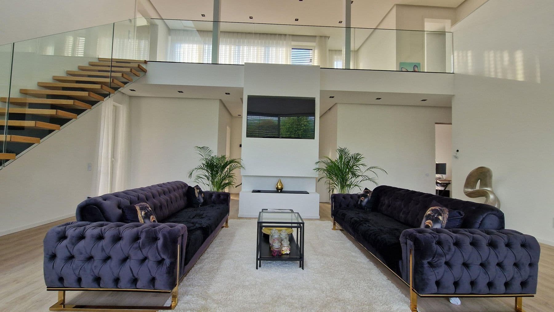 Prodej domu 255 m², pozemek 656 m², Residentstraße, Frankfurt, Hessen Prodej domu 255 m², pozemek 656 m², Residentstraße, Frankfurt, Hessen