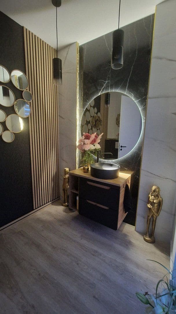 Prodej domu 255 m², pozemek 656 m², Residentstraße, Frankfurt, Hessen Prodej domu 255 m², pozemek 656 m², Residentstraße, Frankfurt, Hessen