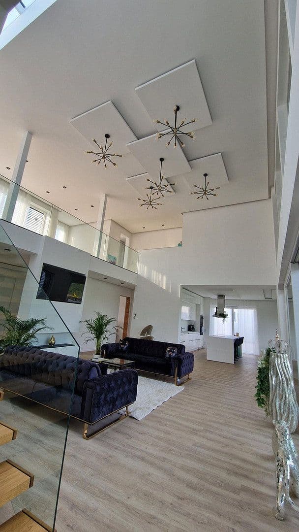 Prodej domu 255 m², pozemek 656 m², Residentstraße, Frankfurt, Hessen Prodej domu 255 m², pozemek 656 m², Residentstraße, Frankfurt, Hessen