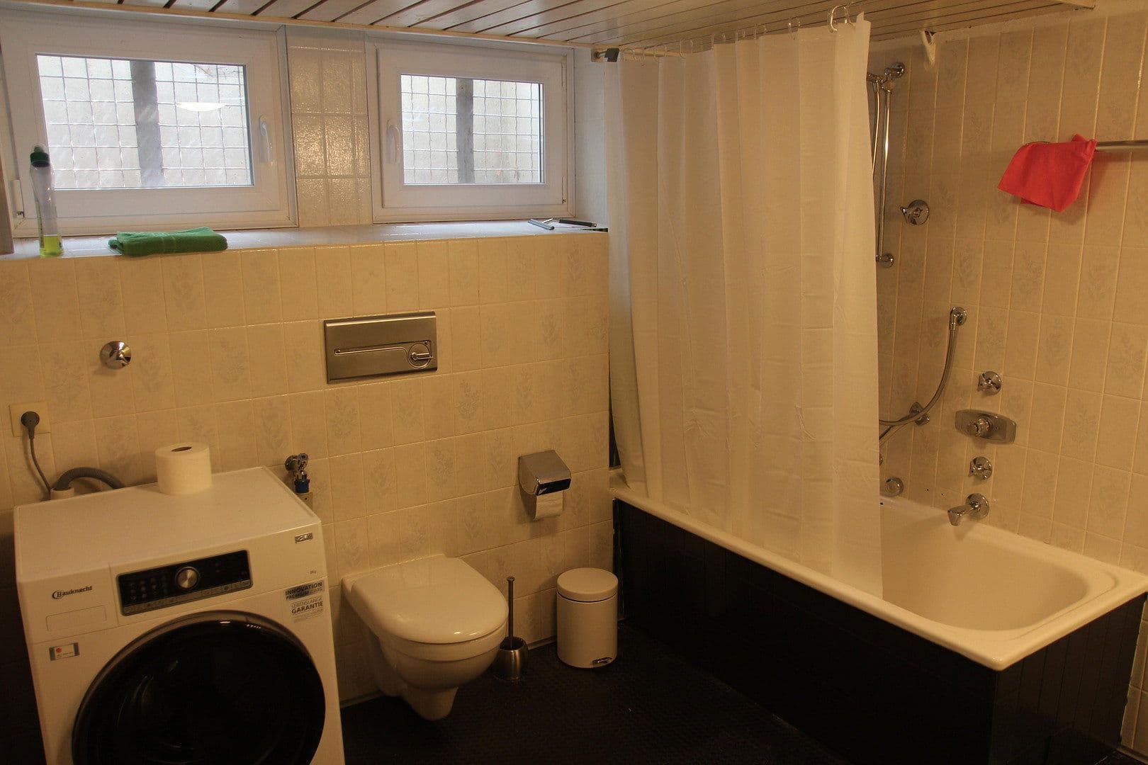 Prodej domu 356 m², pozemek 857 m², Freiburg, Bádensko-Württembersko Prodej domu 356 m², pozemek 857 m², Freiburg, Bádensko-Württembersko