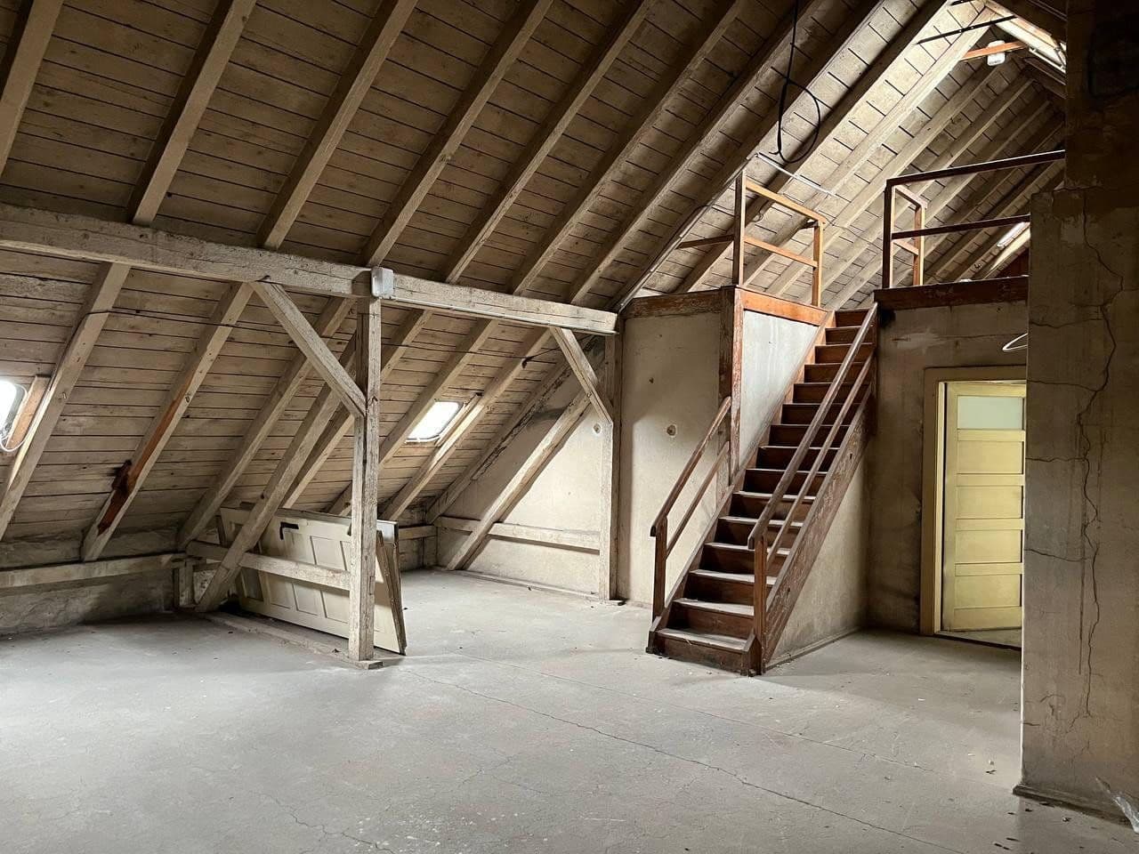 Prodej bytu 3+1 83 m², Chemnitz, Sasko Prodej bytu 3+1 83 m², Chemnitz, Sasko