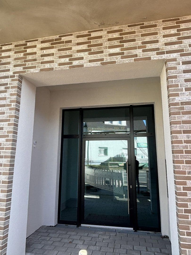 Pronájem bytu 2+1 69 m², Eschollbrücker Straße 12, Darmstadt, Hessen Pronájem bytu 2+1 69 m², Eschollbrücker Straße 12, Darmstadt, Hessen