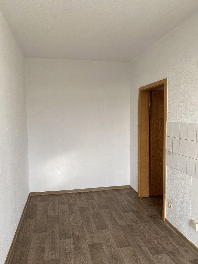 Pronájem bytu 1+1 49 m², Thümmelstr.23, Starohrad, Durynsko Pronájem bytu 1+1 49 m², Thümmelstr.23, Starohrad, Durynsko