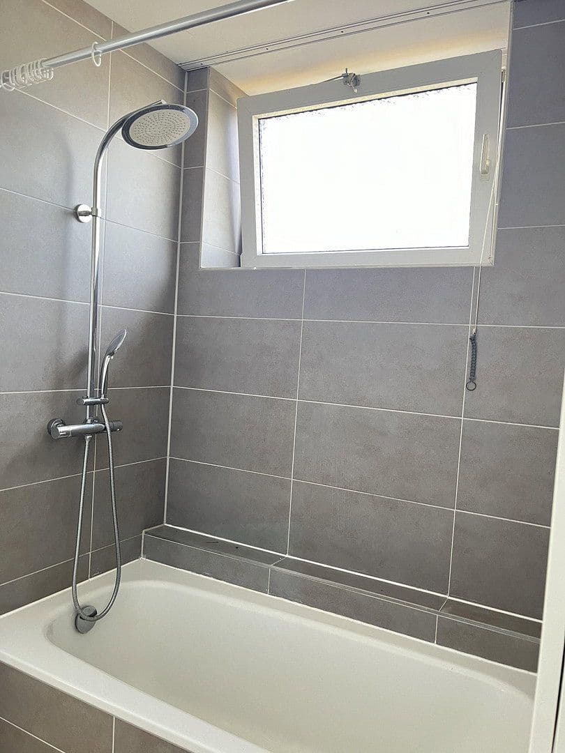 Pronájem domu 122 m², pozemek 230 m², Graff-Stauffenberg-Ring 38, Detmerode / Wolfsburg, Dolní Sasko Pronájem domu 122 m², pozemek 230 m², Graff-Stauffenberg-Ring 38, Detmerode / Wolfsburg, Dolní Sasko