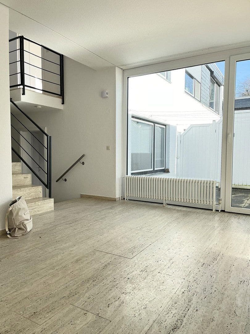 Pronájem domu 122 m², pozemek 230 m², Graff-Stauffenberg-Ring 38, Detmerode / Wolfsburg, Dolní Sasko Pronájem domu 122 m², pozemek 230 m², Graff-Stauffenberg-Ring 38, Detmerode / Wolfsburg, Dolní Sasko