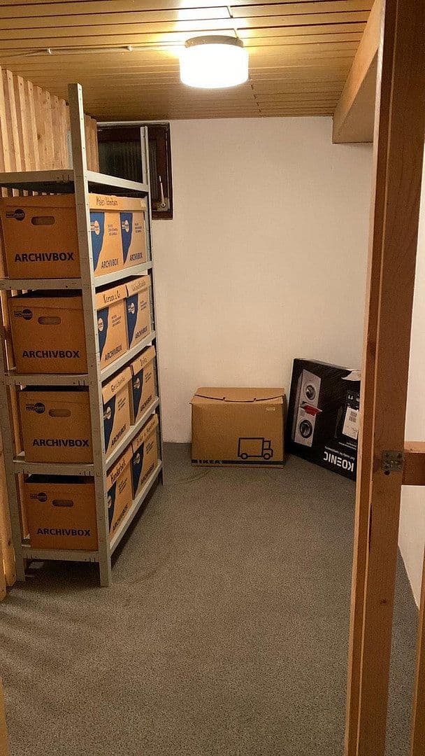 Pronájem bytu 1+1 74 m², Neuenbürg, Bádensko-Württembersko Pronájem bytu 1+1 74 m², Neuenbürg, Bádensko-Württembersko