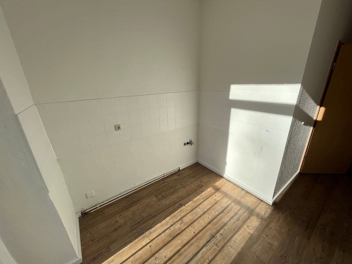 Pronájem bytu 2+1 42 m², Bernhardstraße 110, Chemnitz, Sasko Pronájem bytu 2+1 42 m², Bernhardstraße 110, Chemnitz, Sasko