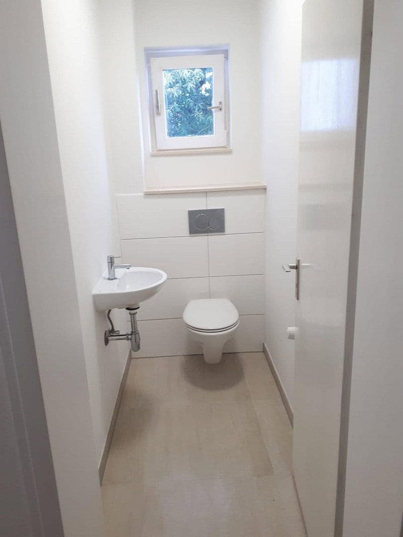 Pronájem bytu 2+kk 81 m², Oberhöchstadter Straße 57, Oberursel (Taunus), Hessen Pronájem bytu 2+kk 81 m², Oberhöchstadter Straße 57, Oberursel (Taunus), Hessen