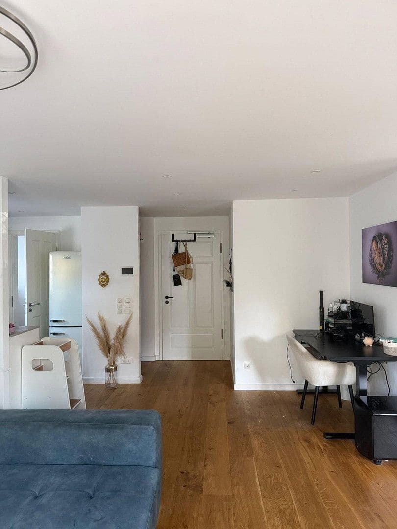 Pronájem bytu 2+1 79 m², Karwinskistr., 61, München, Bavorsko Pronájem bytu 2+1 79 m², Karwinskistr., 61, München, Bavorsko