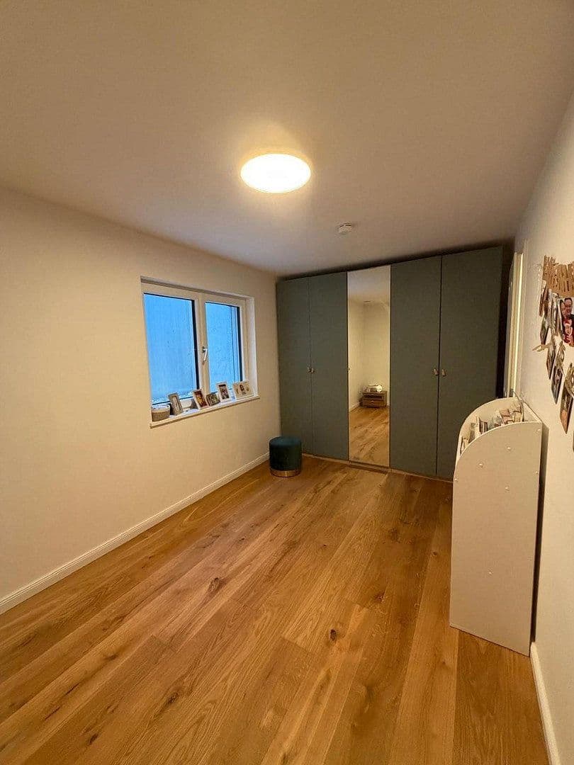 Pronájem bytu 2+1 79 m², Karwinskistr., 61, München, Bavorsko Pronájem bytu 2+1 79 m², Karwinskistr., 61, München, Bavorsko